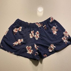 Patagonia barely baggie shorts